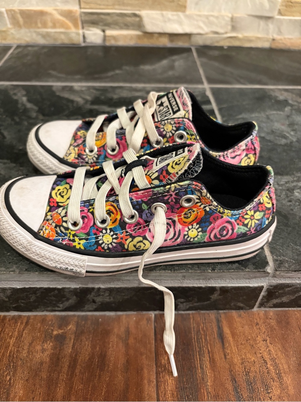 Converse Kids Low-Top Floral Sneakers - Black, Pink, Yellow, Blue